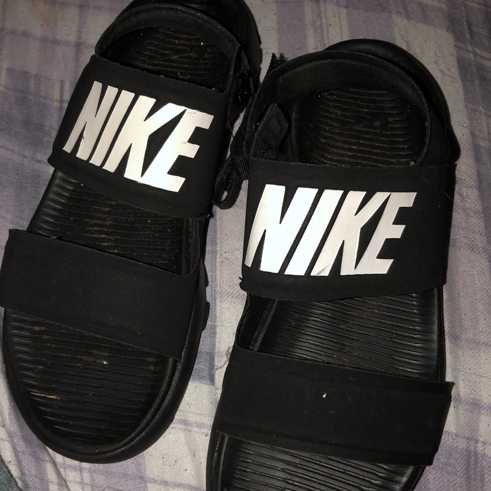 Nike Sandles